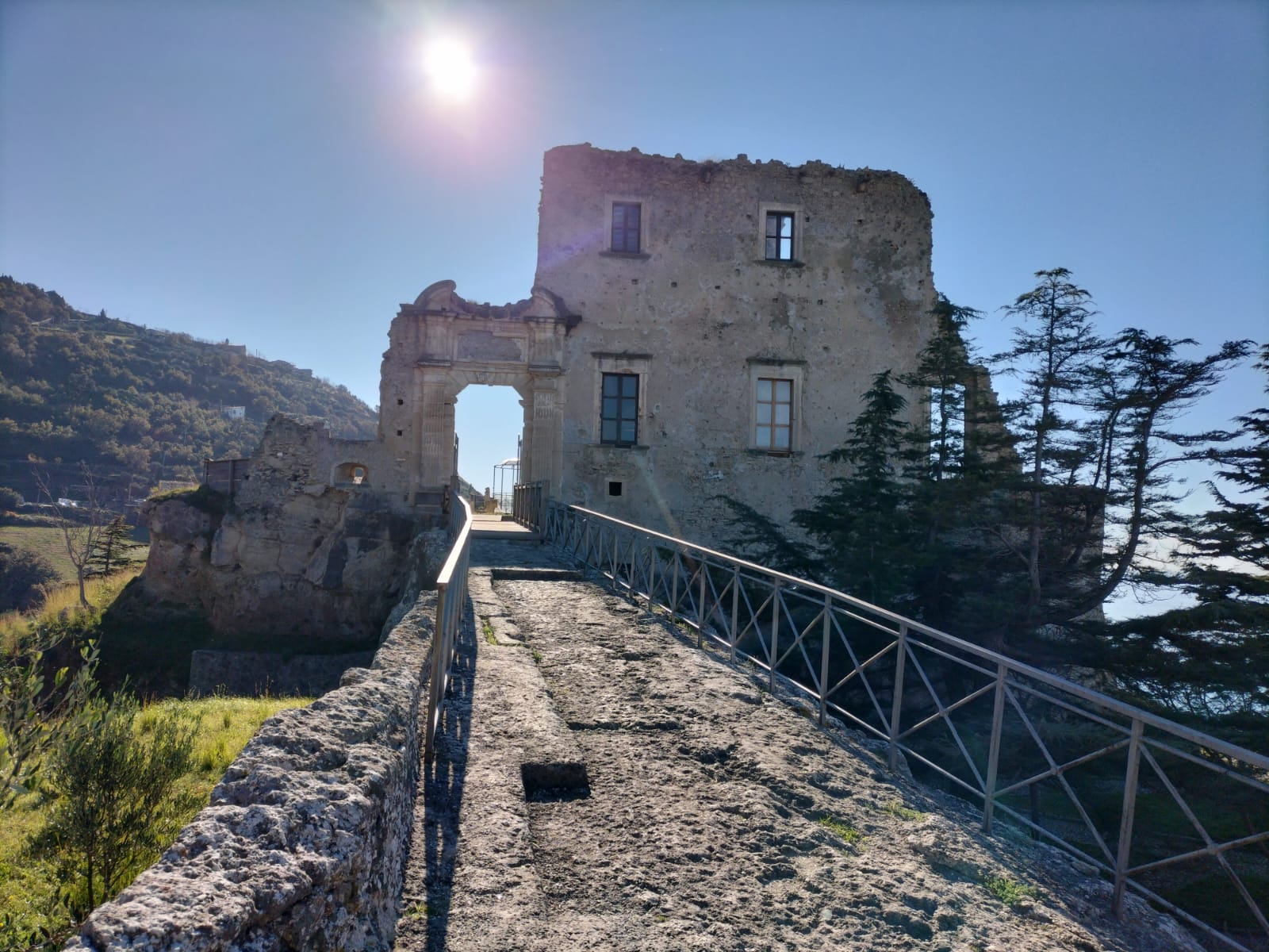Castello della Valle, Fiumefreddo Bruzio