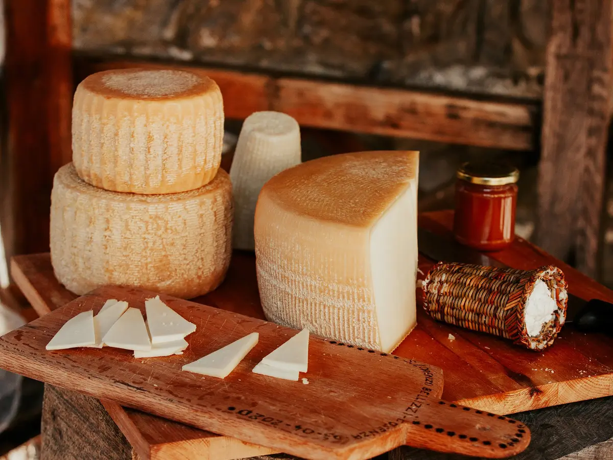 /storage/images/11681/CS-SAN-LORENZO-BELLIZZI-FORMAGGIO-OVICAPRINO.%5BLR13-2024%5D.jpg