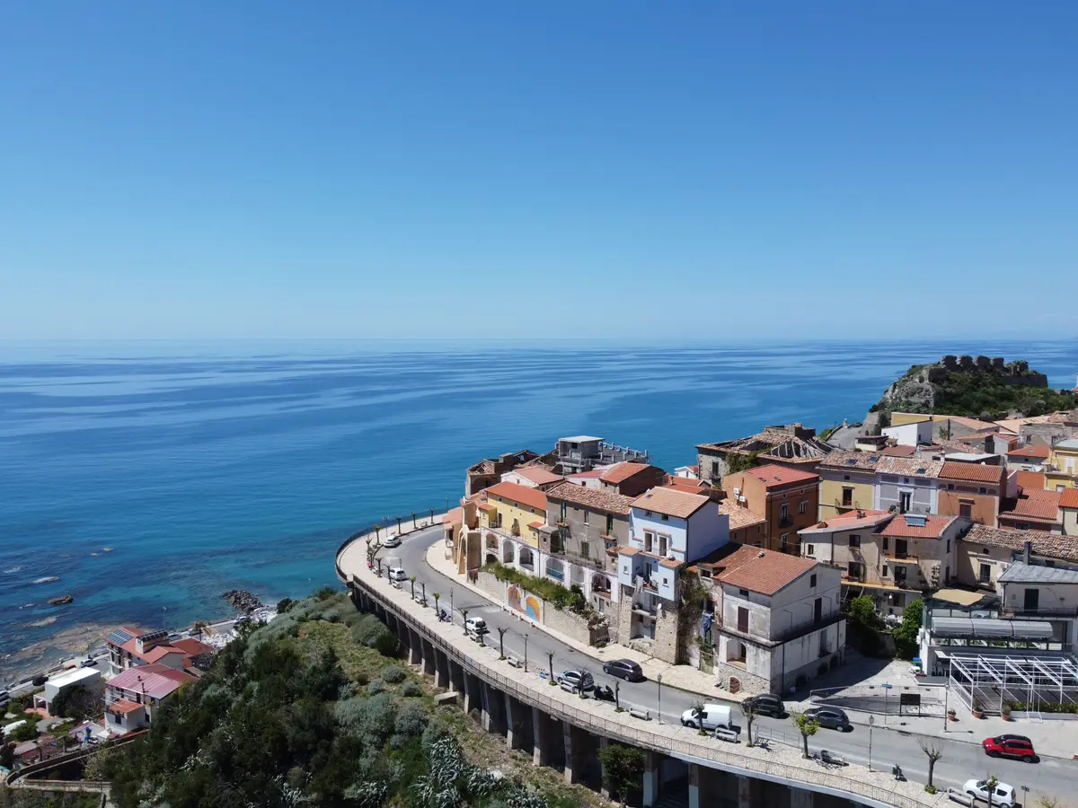 /storage/images/12444/CS-San-Lucido-Paesaggio-Panorama-Mare-4%5BLR-13-2023%5D.JPG