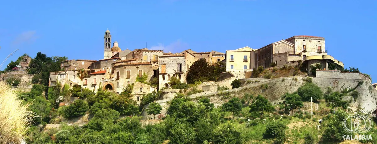 BELMONTE-CALABRO-Veduta-del-Centro-Storico-(2)