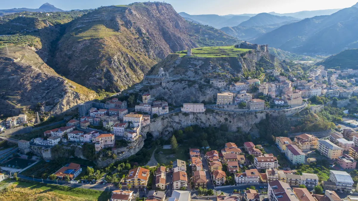 Sulle tracce degli arabi-saraceni in Calabria