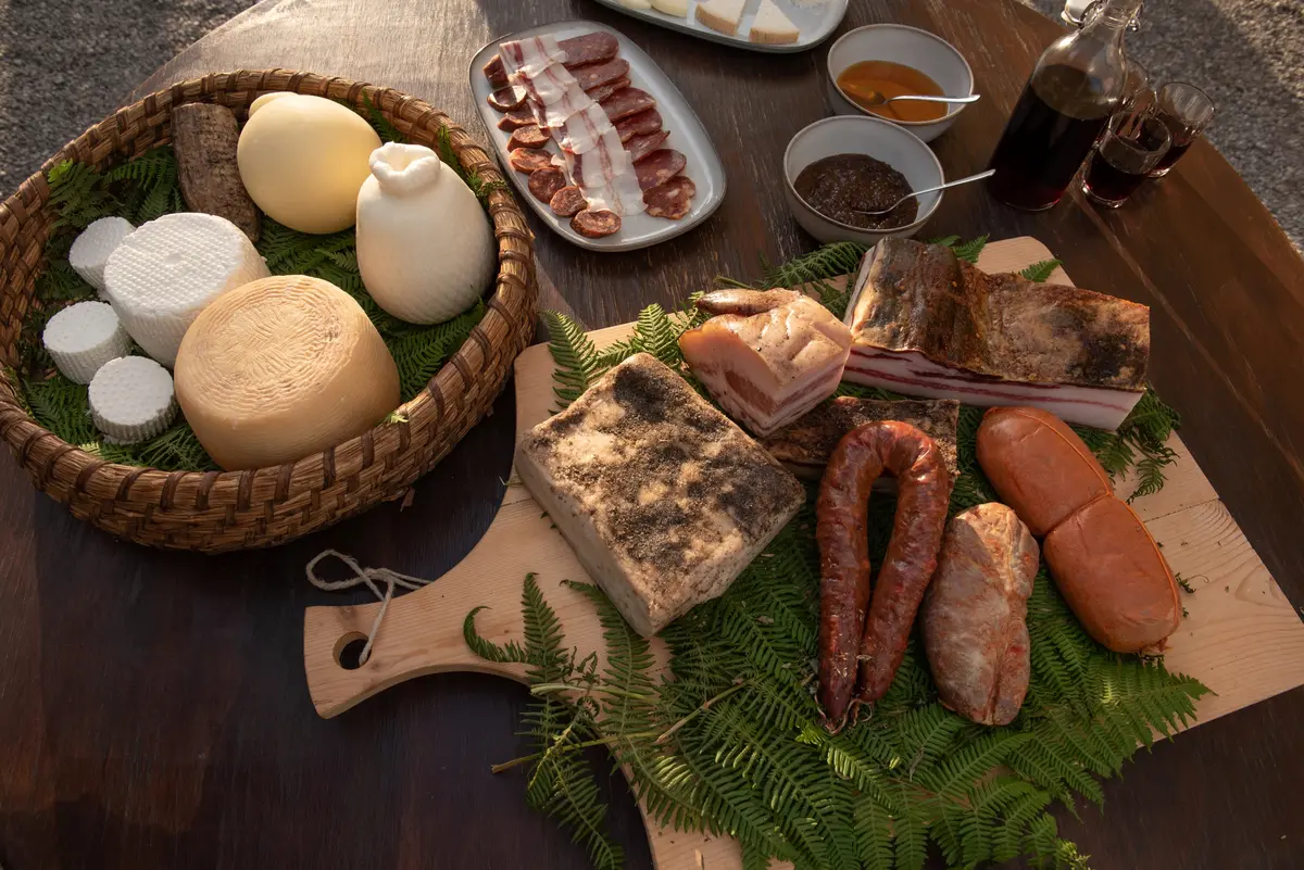 A journey through Calabrian PDO cured meats