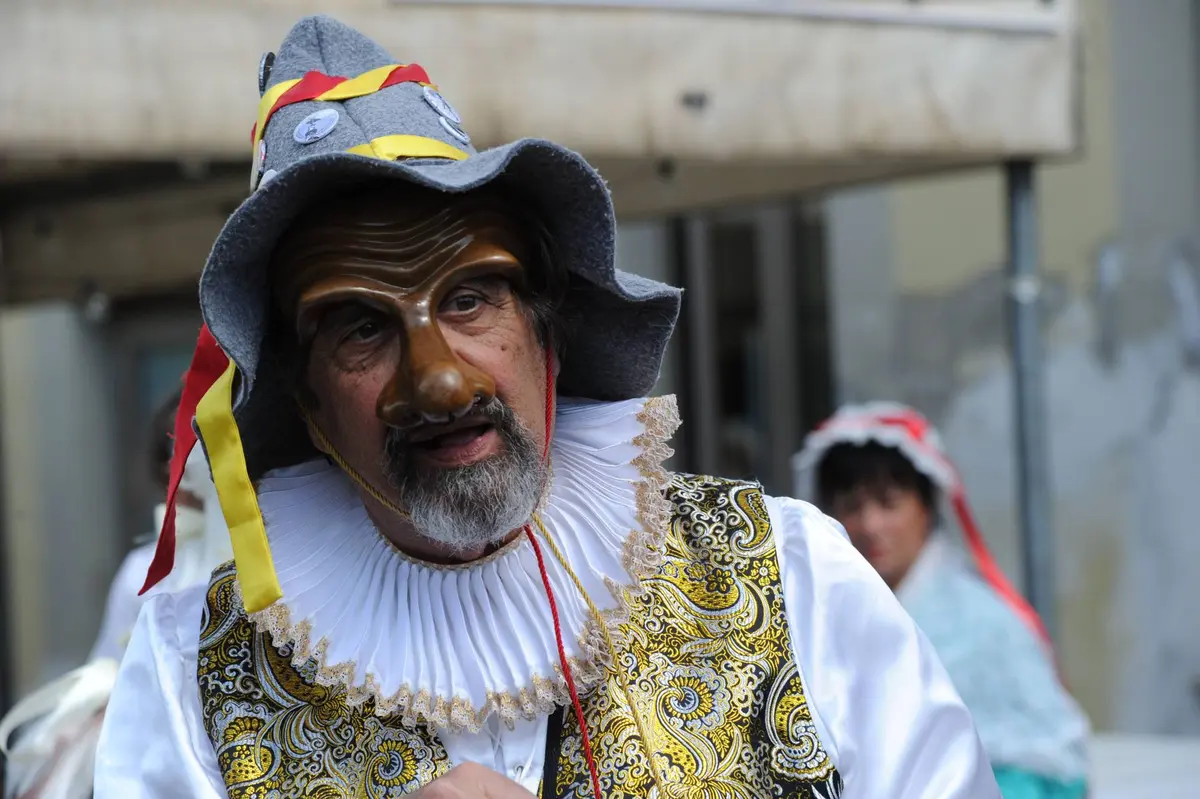 il cappello a cono per Carnevale