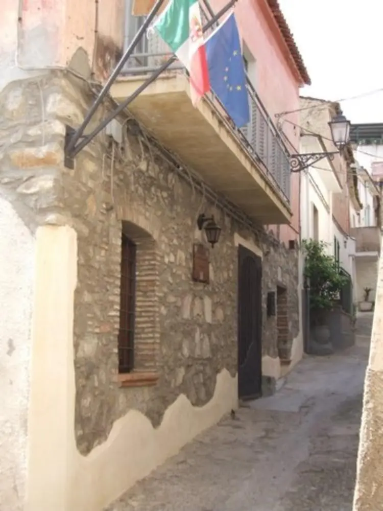 Ludovico Noia Museum - Oil Art and Rural Culture