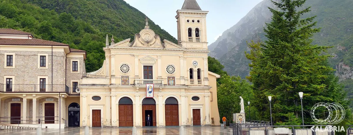 SAN-SOSTI-Santuario-Madonna-del-Pettoruto-(1)