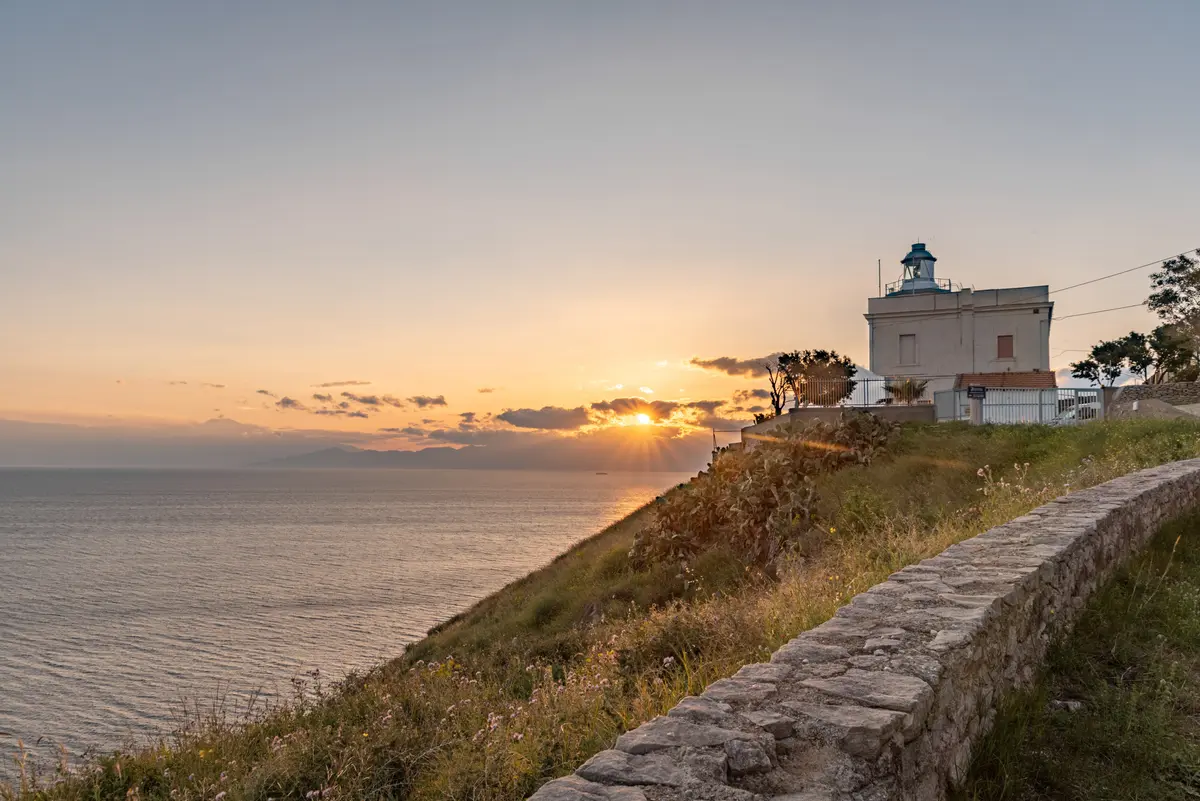 Faro di Motta San Giovanni