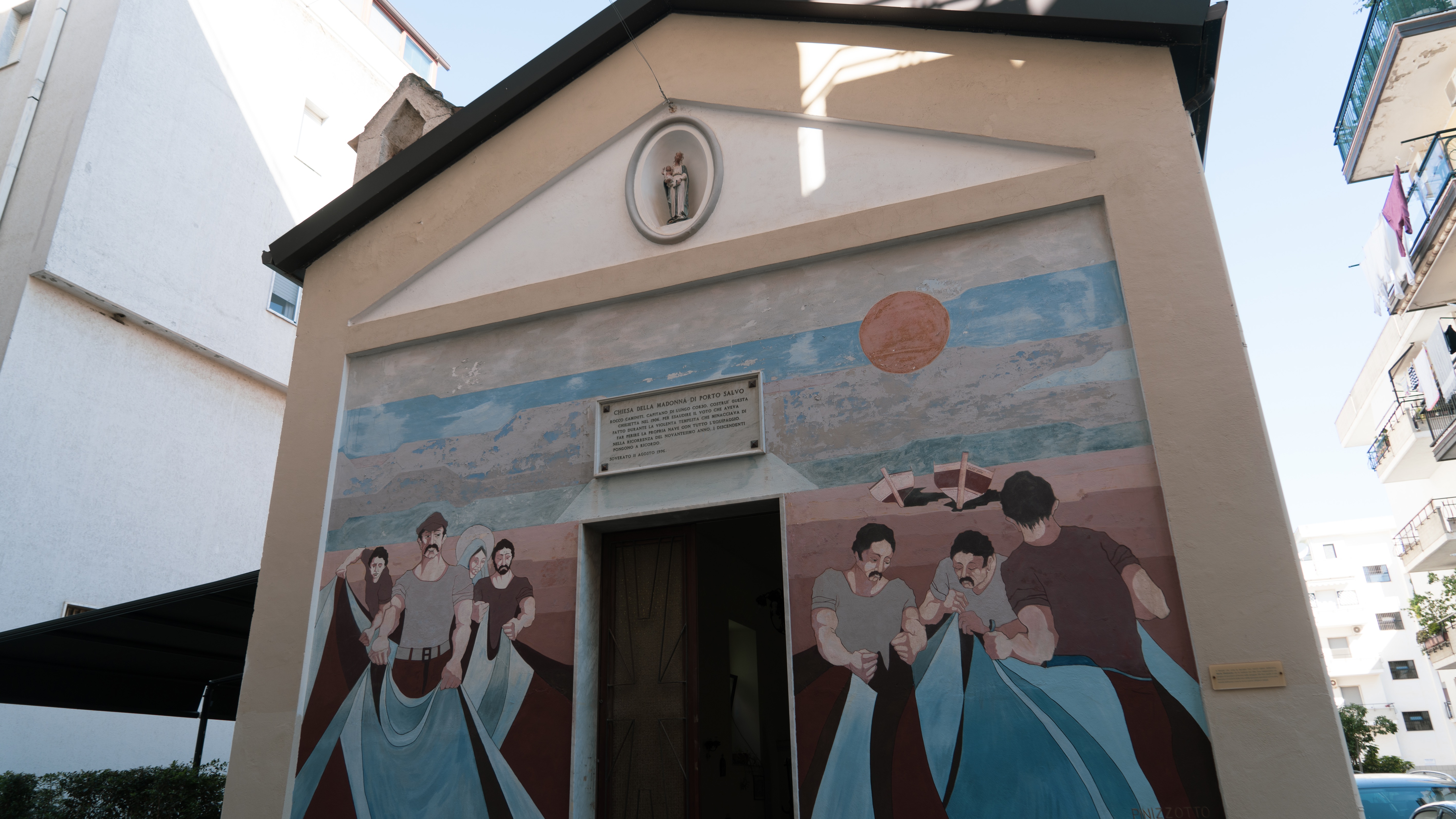Soverato - Chiesa della Madonna di Portosalvo