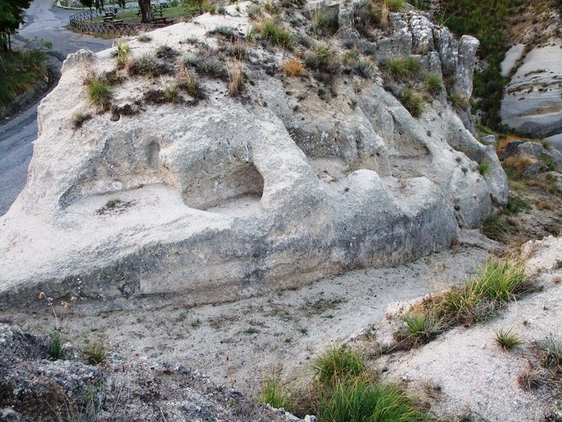 Necropoli Calanna
